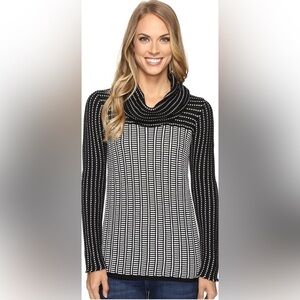 Calvin Klein Jeans Women's Colorblocked Cowlneck Long Sleeve Sweater Size Small